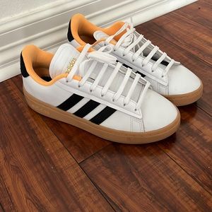 Adidas Grand Court Alpha